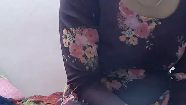 wildbabes on StripChat