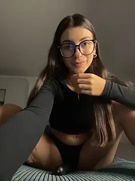 Wildberry_ — show boobs 3 min