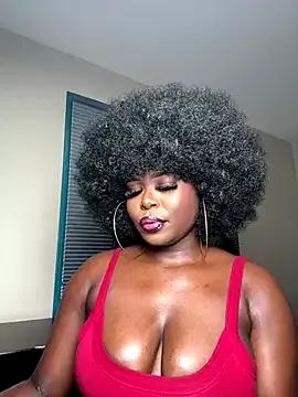 WomanNextdoor1 on StripChat