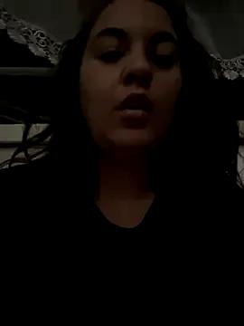 yzabell18 on StripChat