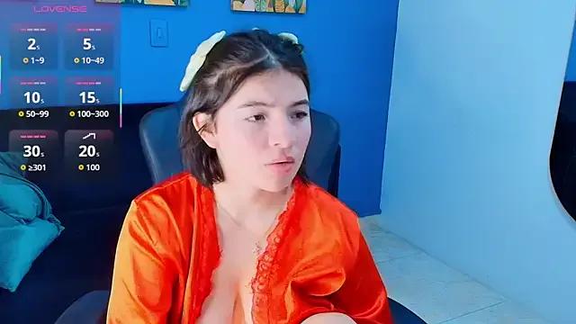 Zamira_Taylor on StripChat