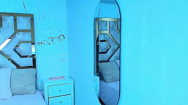 Zamira_Taylor on StripChat