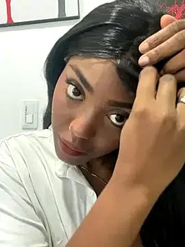 zaracollins01 on StripChat