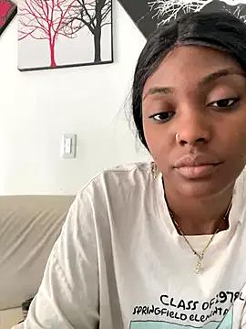 zaracollins01 on StripChat