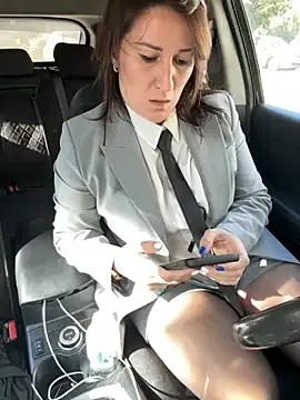 ZhenjaPoledance on StripChat