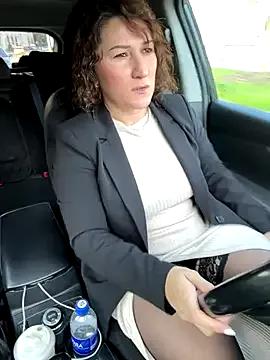 ZhenjaPoledance on StripChat