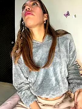 zoe_storm on StripChat