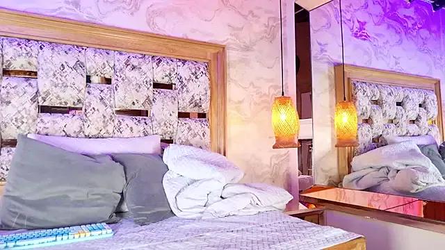 ZOLEY_WATSON on StripChat