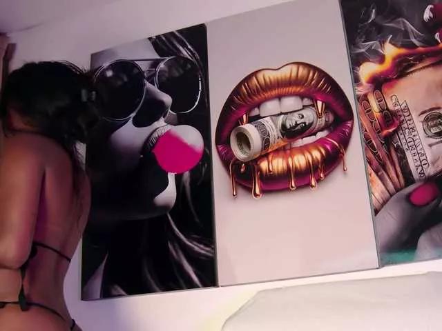 aidaadams on BongaCams 