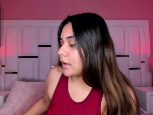 AlannaWest on BongaCams 
