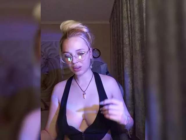 AsyaMi on BongaCams 