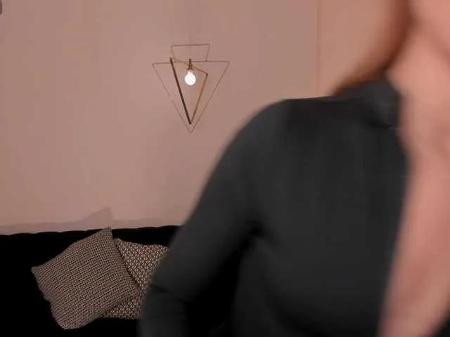 ErikaBenz's avatar