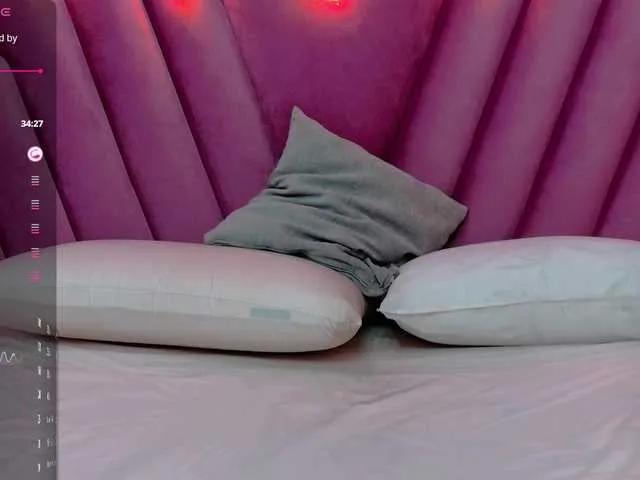 horny18girl's avatar