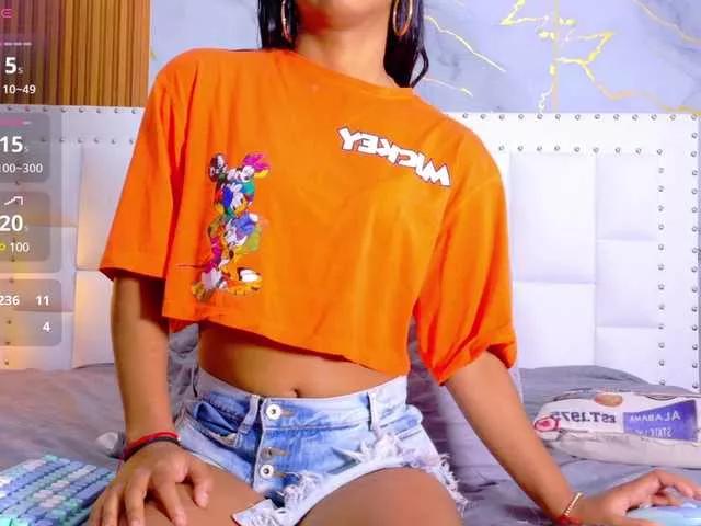 Indiancutiie on BongaCams 