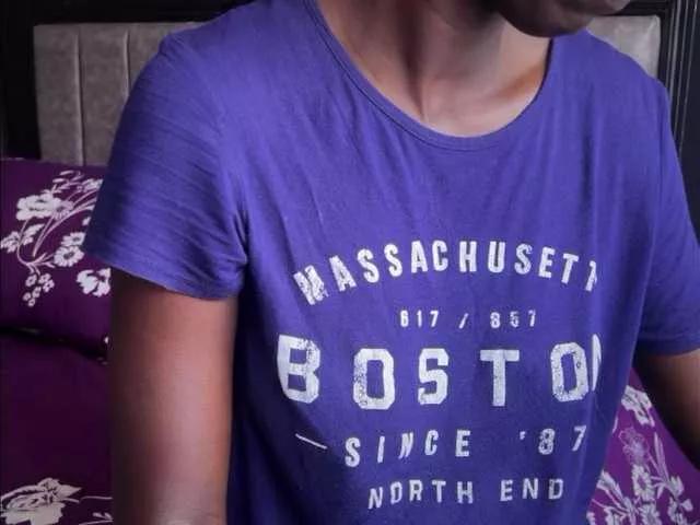 queenjess on BongaCams 