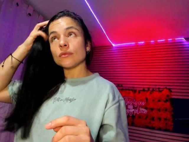 rosse2504 on BongaCams 