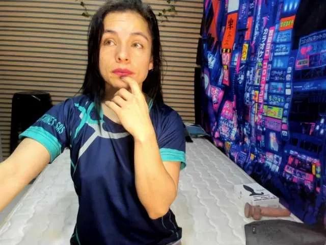 rosse2504 on BongaCams 