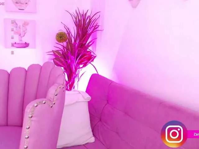 Zaradavis on BongaCams 
