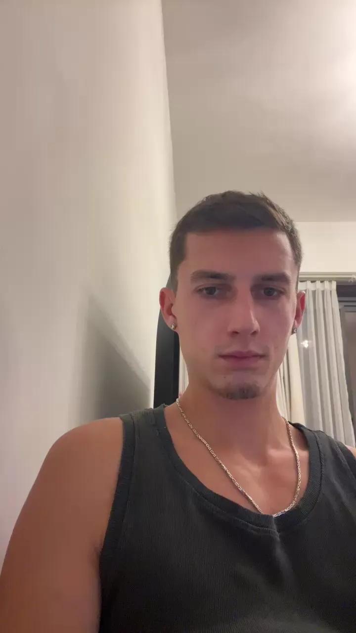 C3king1 on Cam4