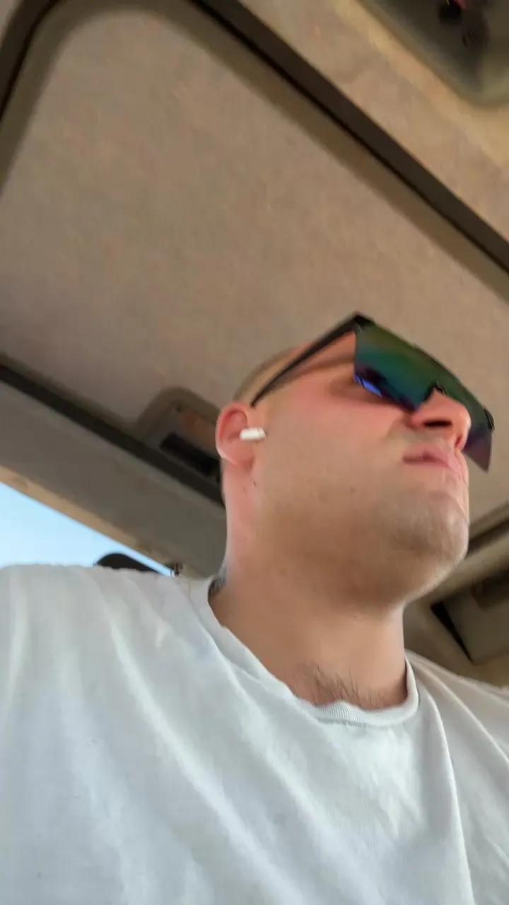 Gionny890 on Cam4