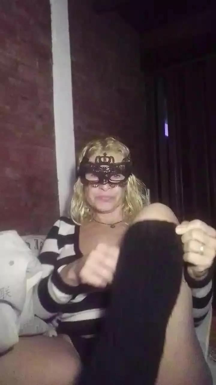 luli70hot on Cam4 