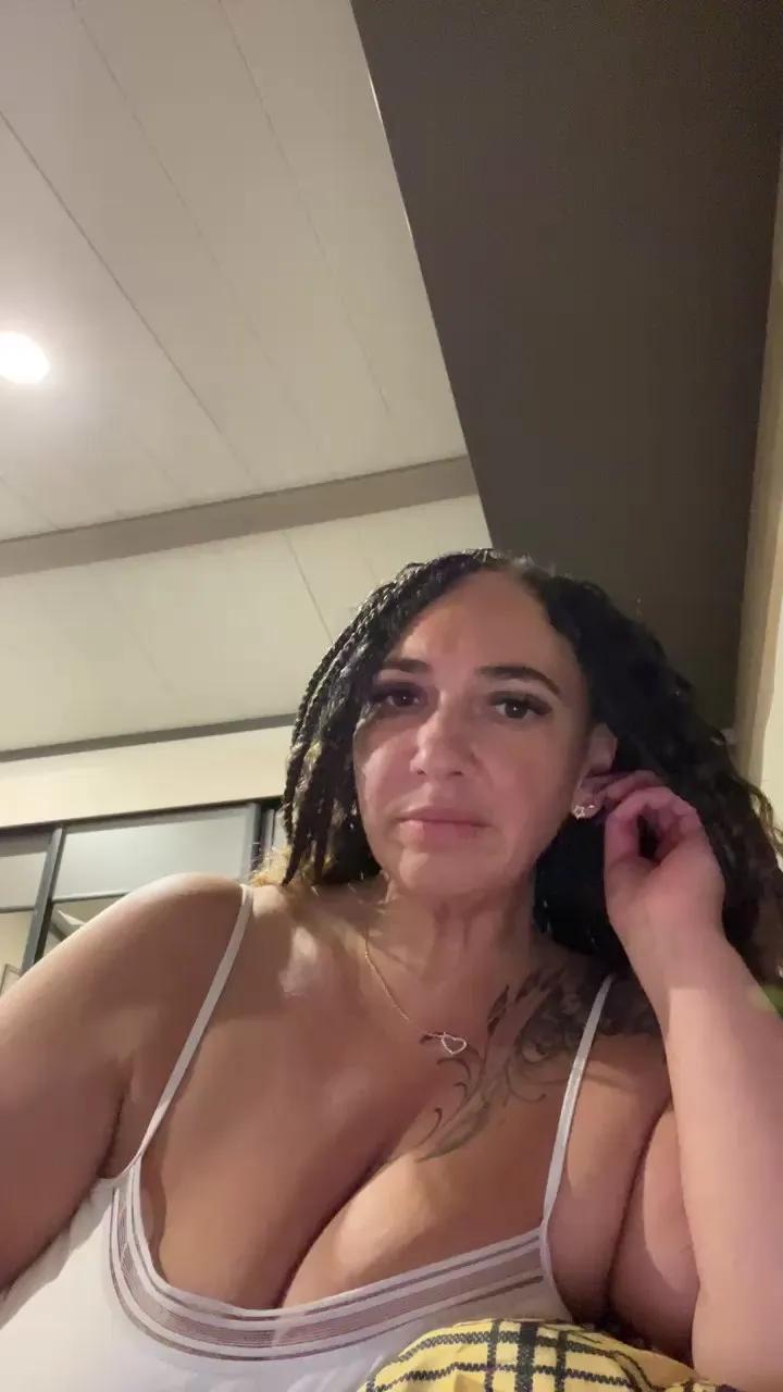 MilfMilliexo's avatar