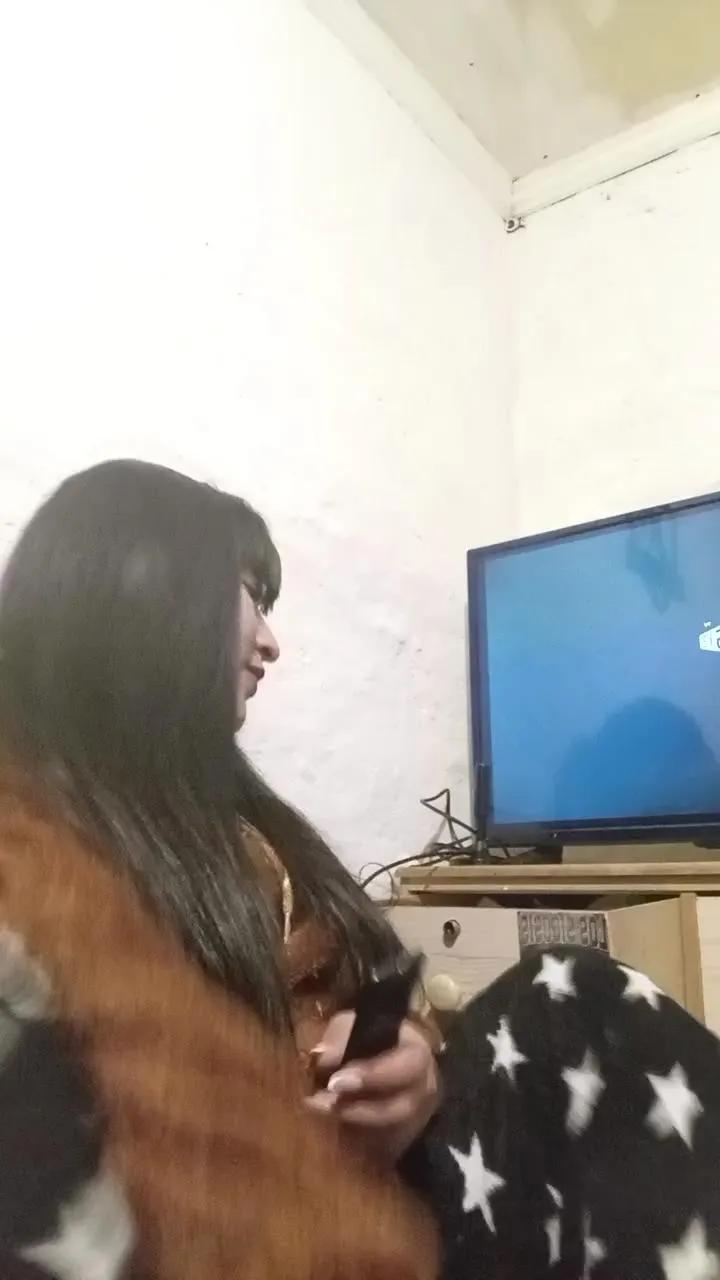 nooocllama on Cam4 