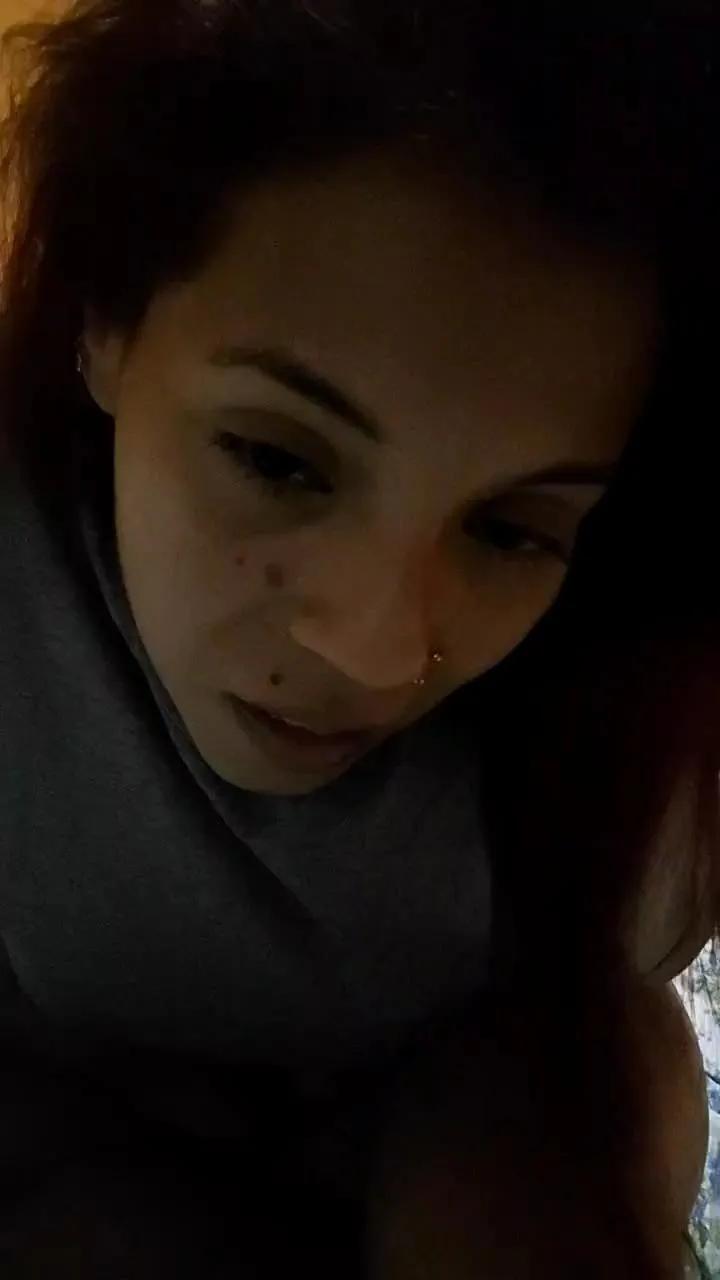 Riirii93 on Cam4 
