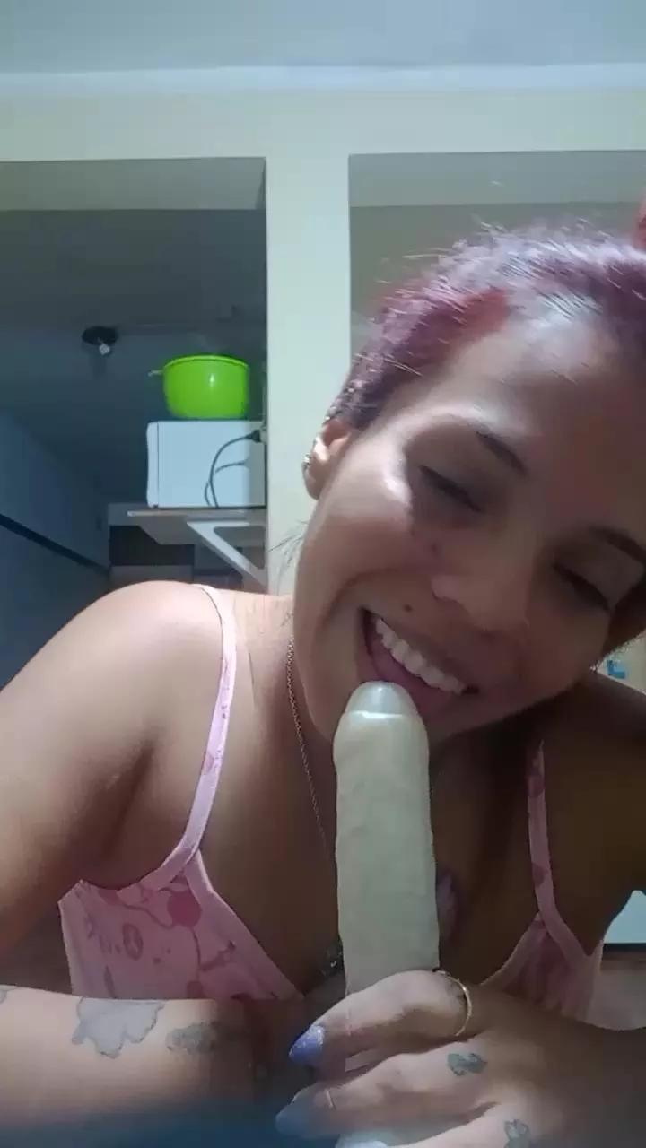 Riirii93 on Cam4 