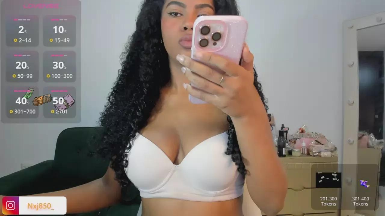 Teresa_Coluchi on Cam4 