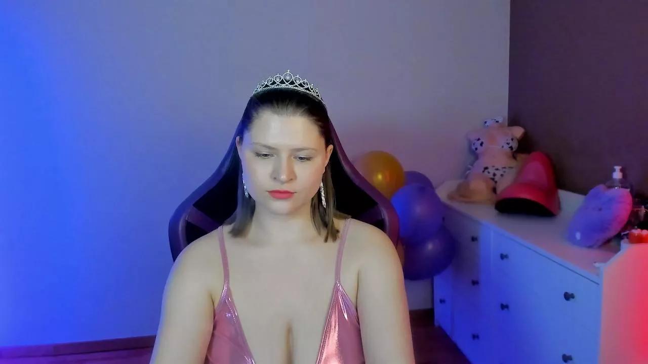 TinniAngel on Cam4 