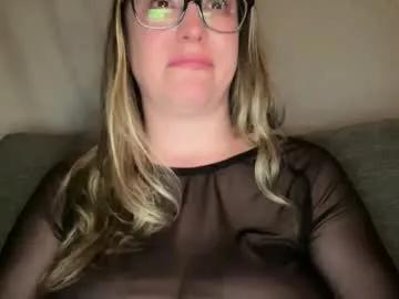3xxxdaily — DDD topless goal ,buzz my toyyy #milf #bigboobs #private #pussy #blonde