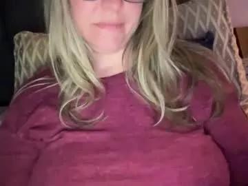 3xxxdaily on Chaturbate 