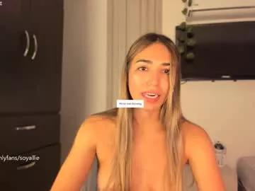 _alliex_ on Chaturbate 