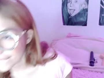 _lloou_ on Chaturbate 