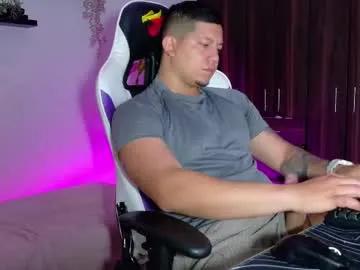 _robertobaggio on Chaturbate