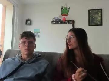a_sexy_couple__ on Chaturbate