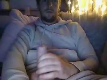 adam0910 on Chaturbate 