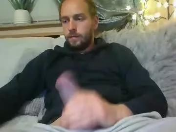 adam0910 on Chaturbate 