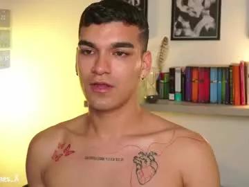 alanjames_x on Chaturbate 