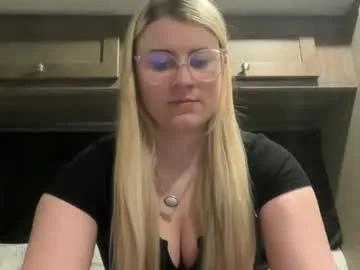 alexisdanielxo on Chaturbate