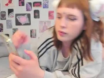 alice_moonshard on Chaturbate