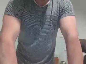 almosthere2kom on Chaturbate