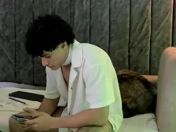 andres_cream on Chaturbate