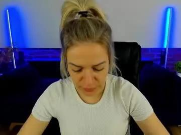 anna_snow9 on Chaturbate 