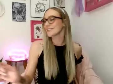 annadelrae444 on Chaturbate 