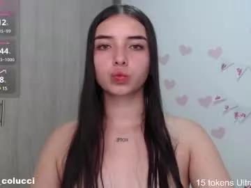 aratna_coluccii on Chaturbate 