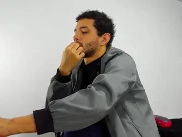 aresbos on Chaturbate
