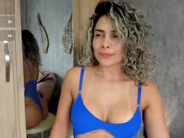 ariana_valdirii on Chaturbate 