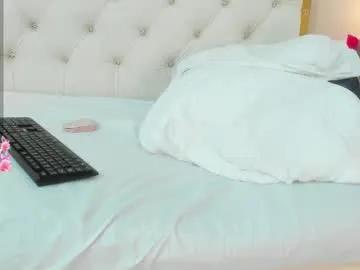 aura_sanders1 on Chaturbate 